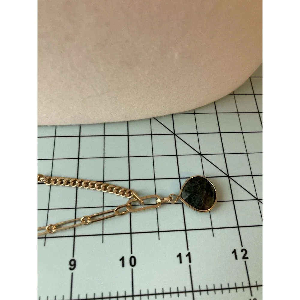 Gold Tone Asymmetrical Paperclip Curb Chain‎ Green Stone Teardrop Necklace
